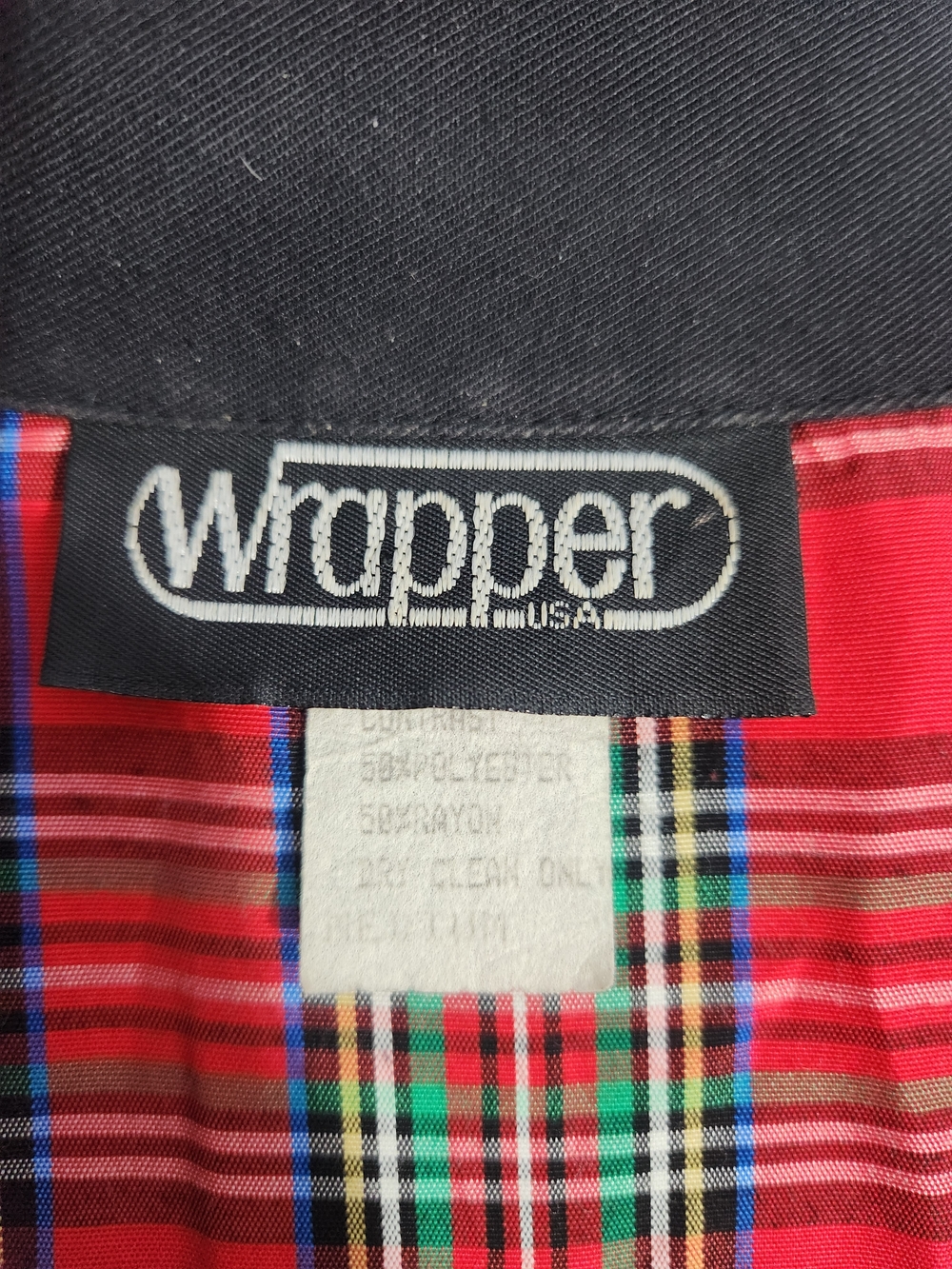 80's Red Tartan Blazer with Black Accents - Picture 5 of 6